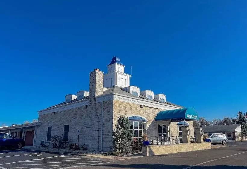 בית מלון כפרי Alpine Inn & Suites Rockford