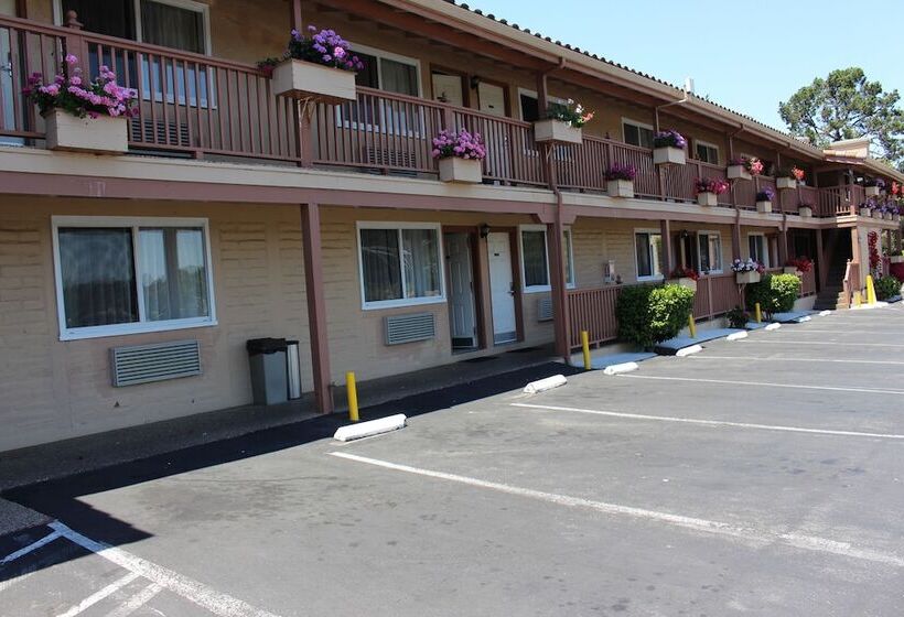 هتل Rodeway Inn Near Downtown Monterey