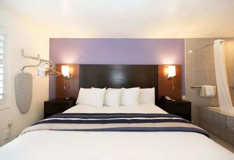 ホテル Rodeway Inn Near Downtown Monterey