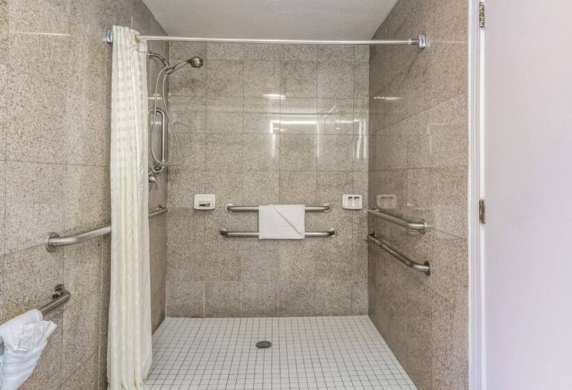 هتل Rodeway Inn Near Downtown Monterey