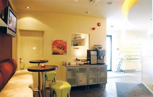 Stoltzen Hotel & Apartments