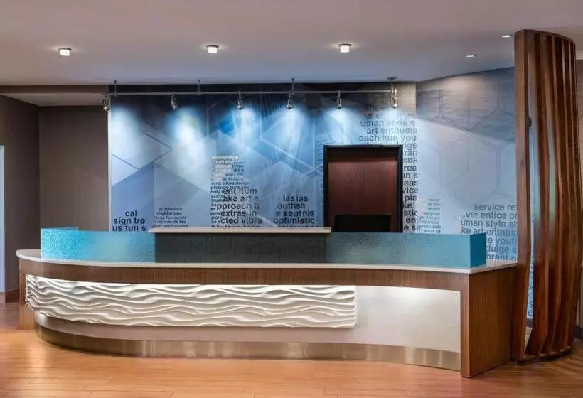 هتل Springhill Suites West Mifflin