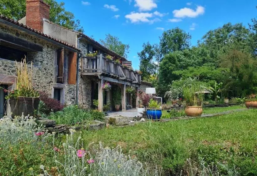 Aamiaismajoitus (B&B) Gîte Et Chambres D'hôtes Du Petit Moulin