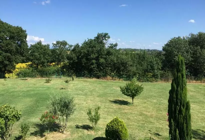 ベッドアンドブレックファースト Le Mas Lauralie