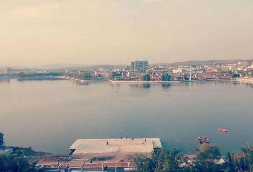 Hotelli 7days Inn Changzhi Qinxian Branch