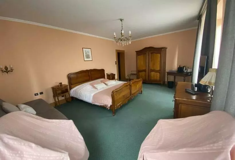 ホテル Hôtel Le Sarment