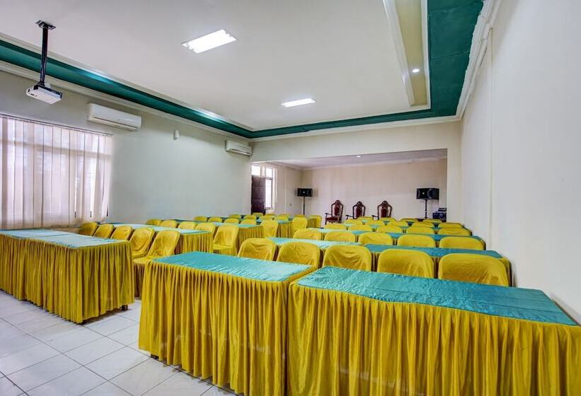 Reddoorz Syariah At Hotel Pandan Wangi Near Alun Alun Sidoarjo