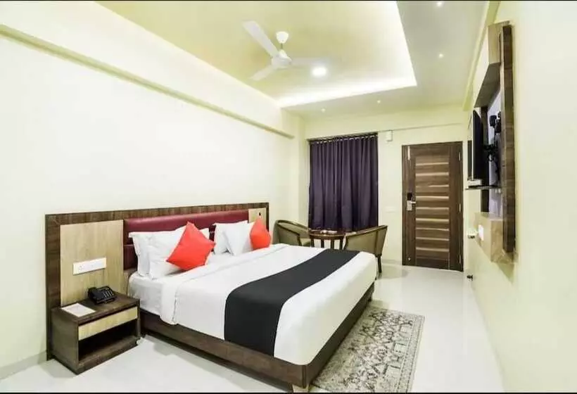 Hotelli Shiv Palace