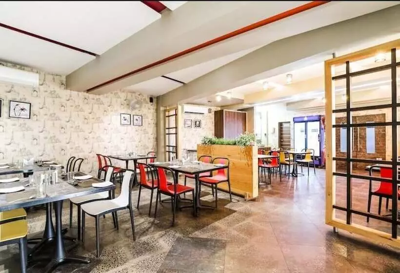 Hotelli Shiv Palace