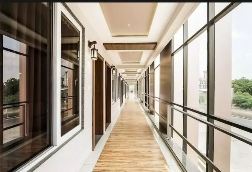 Hotelli Shiv Palace