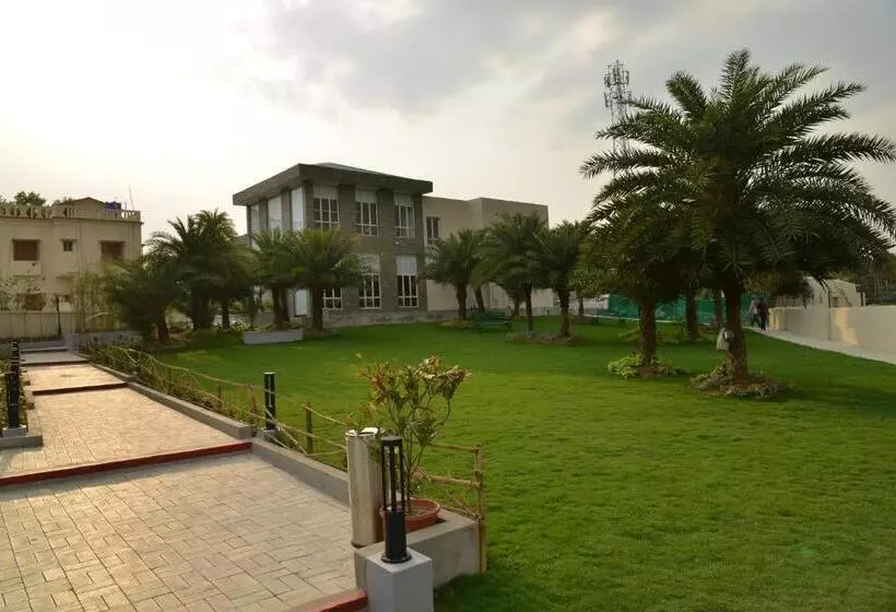 ホテル The Creek Boutique Resort & Spa