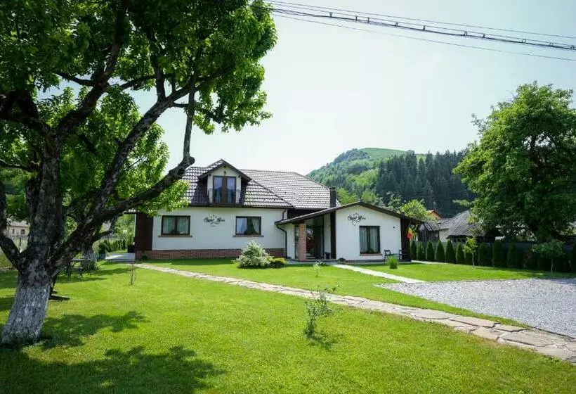 Majatalo Chalet Bora