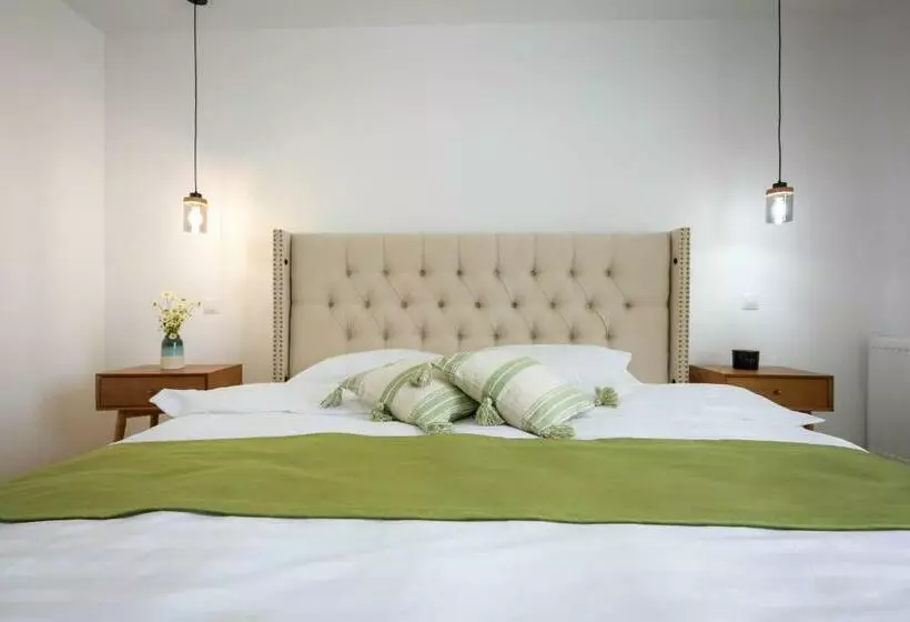 Majatalo Chalet Bora