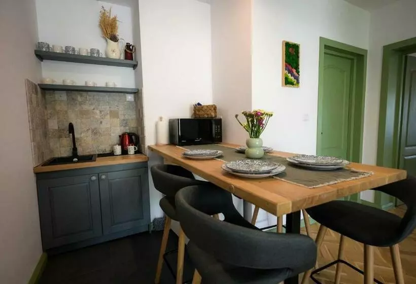 Majatalo Chalet Bora