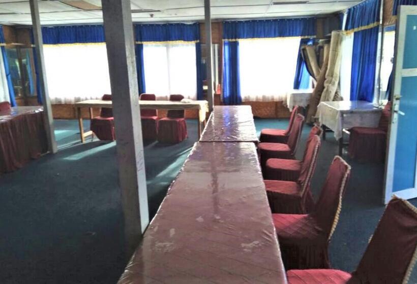 פנסיון Lembah Biru Lagoon