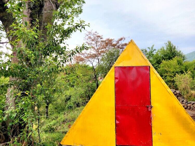 旅馆 Hipostel Bir Stay And Cafe