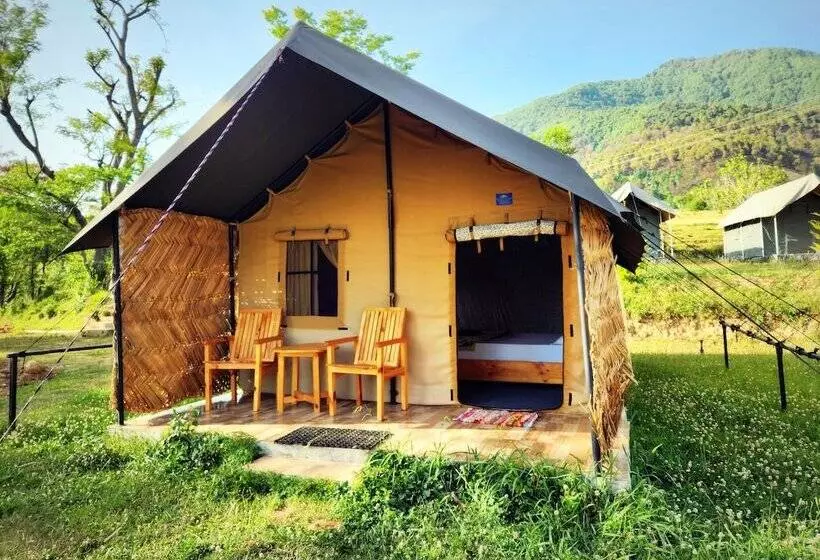 Retkeilymaja Hipostel Bir   Stay And Cafe