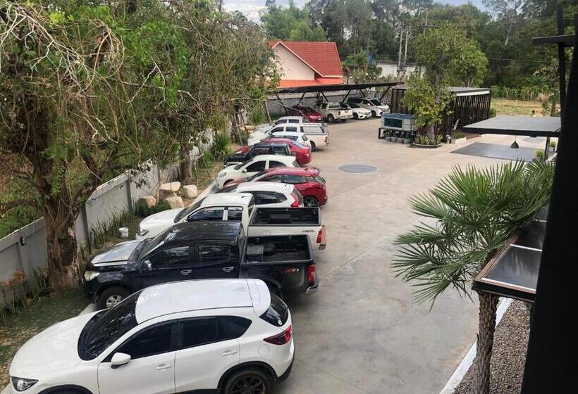 Общежитие The C