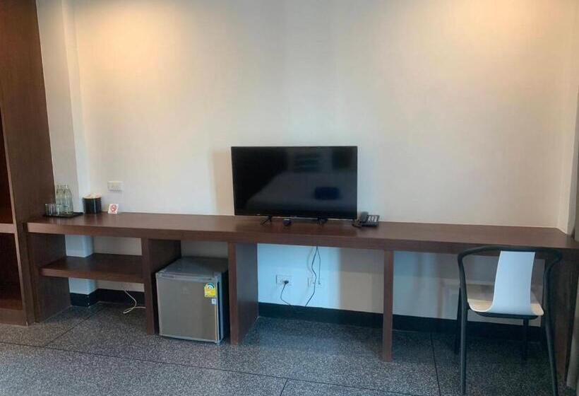 Общежитие The C