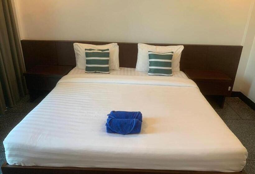 Общежитие The C