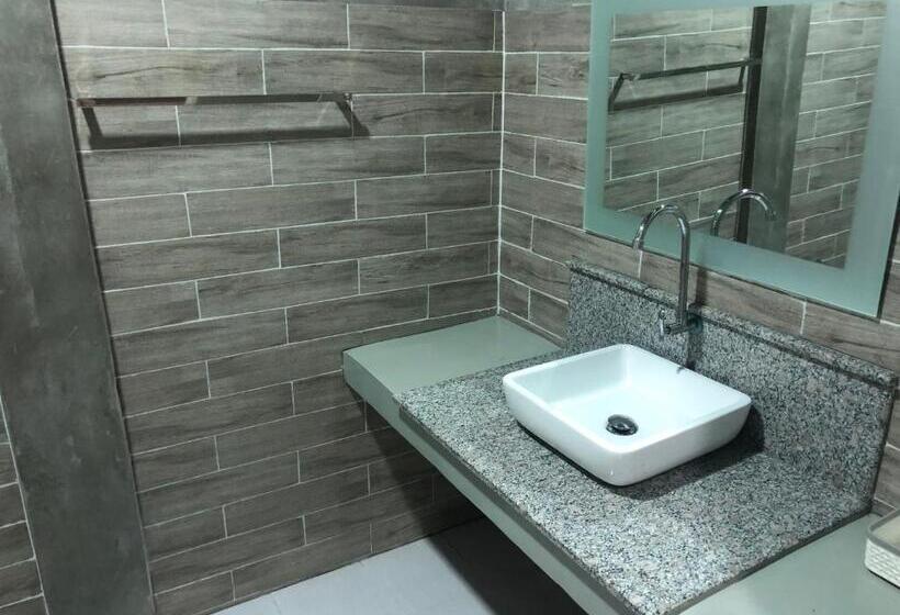 Общежитие The C