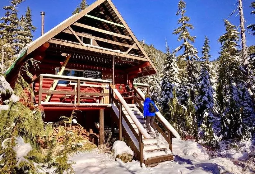 Retkeilymaja Up The Creek Backpacker's Lodge