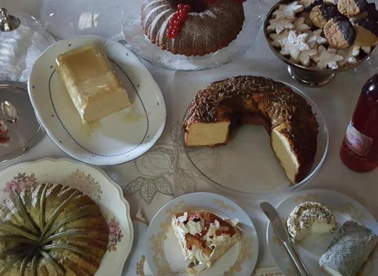 住宿加早餐  La Terrazza Sui Vigneti Rovescala