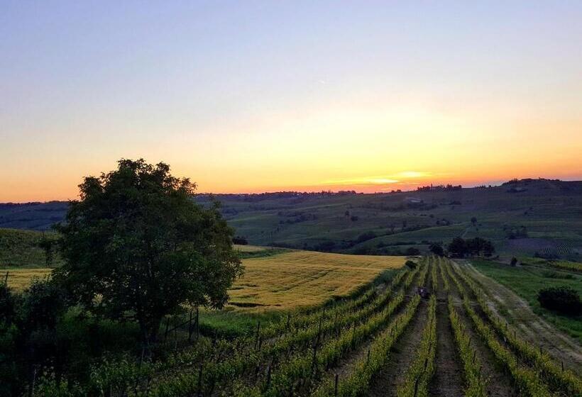 住宿加早餐  La Terrazza Sui Vigneti Rovescala