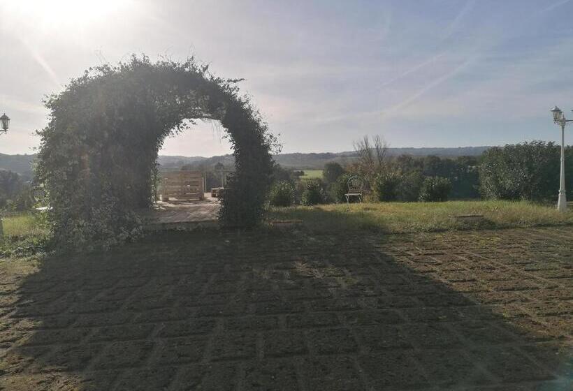 צימר Villa & Spasuitebo Roma