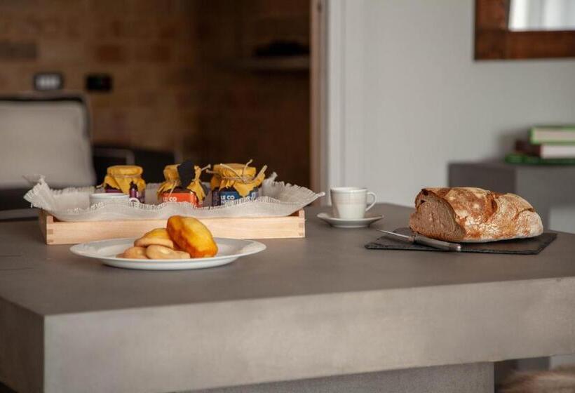 צימר Villa & Spasuitebo Roma