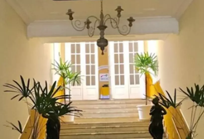 Hotelli Arcozelo Palace