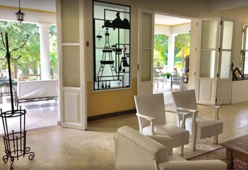 Отель Arcozelo Palace