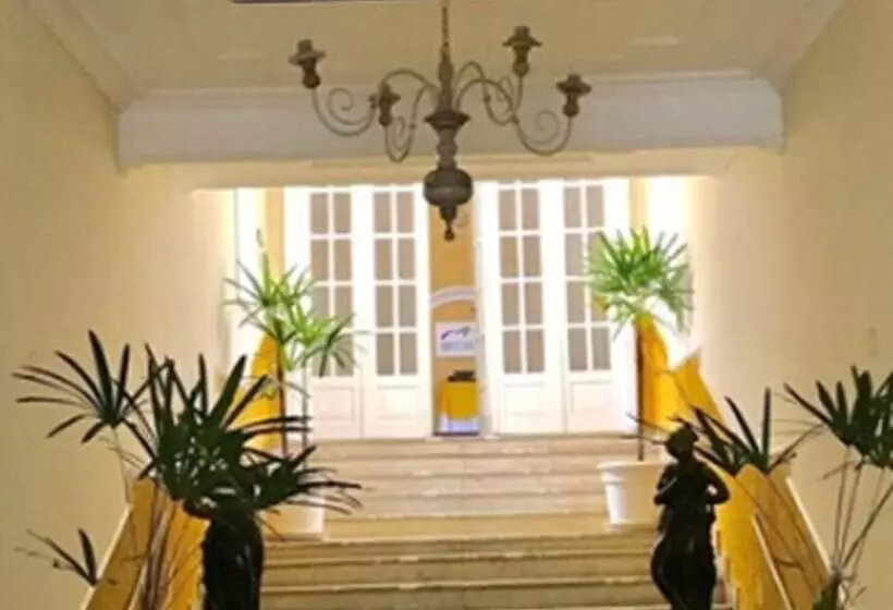 Hotelli Arcozelo Palace