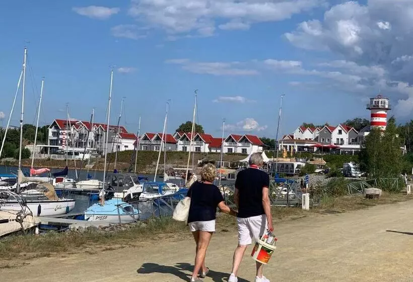 ホテル Der Leuchtturm Gastro Gmbh