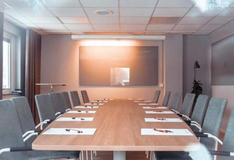 בית מלון כפרי Ekhagen Kurs & Konferens