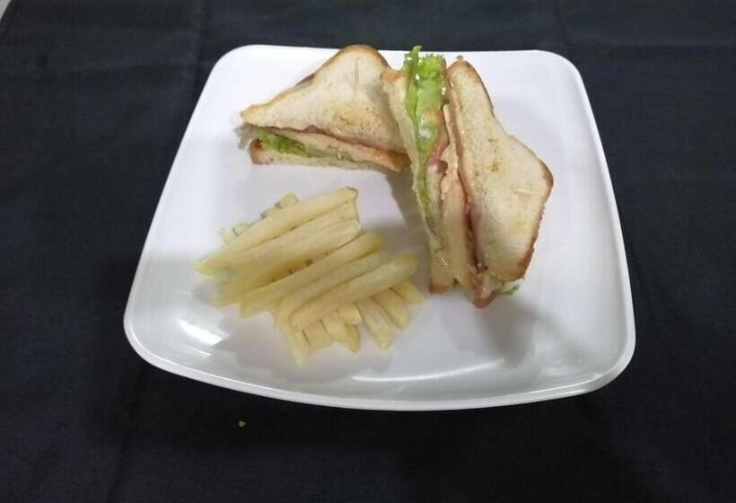 ホテル Marli Plaza