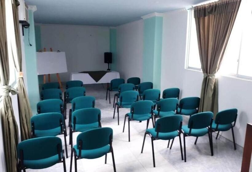 ホテル Marli Plaza