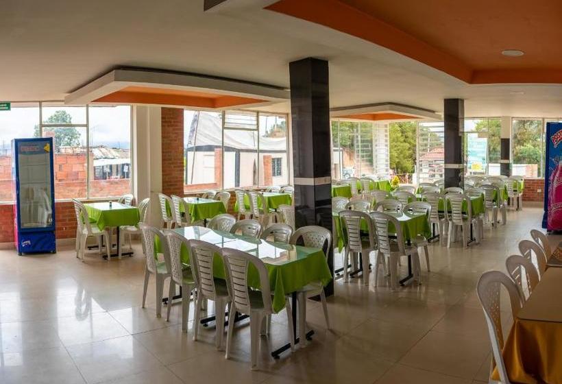 酒店 Playa Blanca El Mana