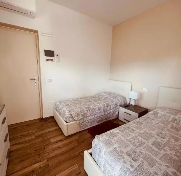 Majatalo Affitta Camere La Fenice Di Folli Lorella