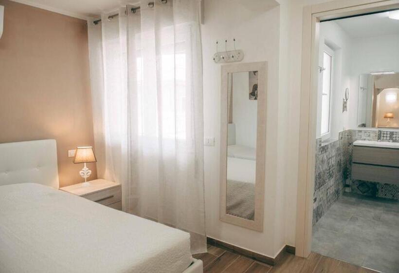 膳宿费 Affitta Camere La Fenice Di Folli Lorella