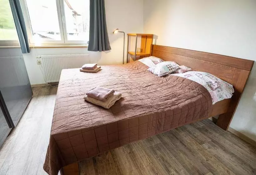 Majatalo Penzion Tyra