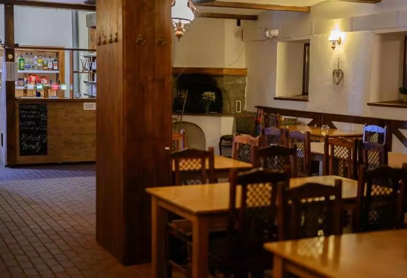 Majatalo Penzion Tyra