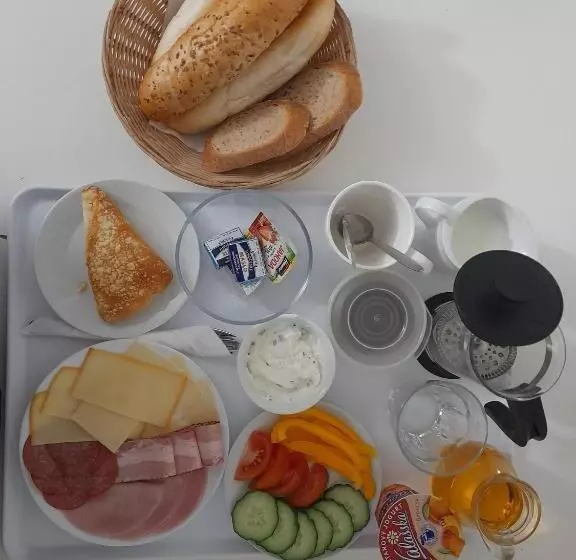 Majatalo Penzion Tyra