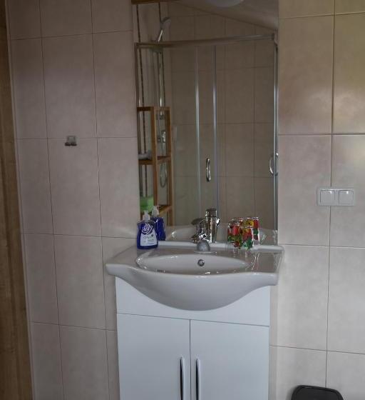 Vandrarhem Buschenschank Ofnerpeter