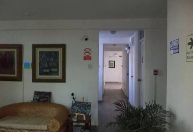 ユースホステル La Posada