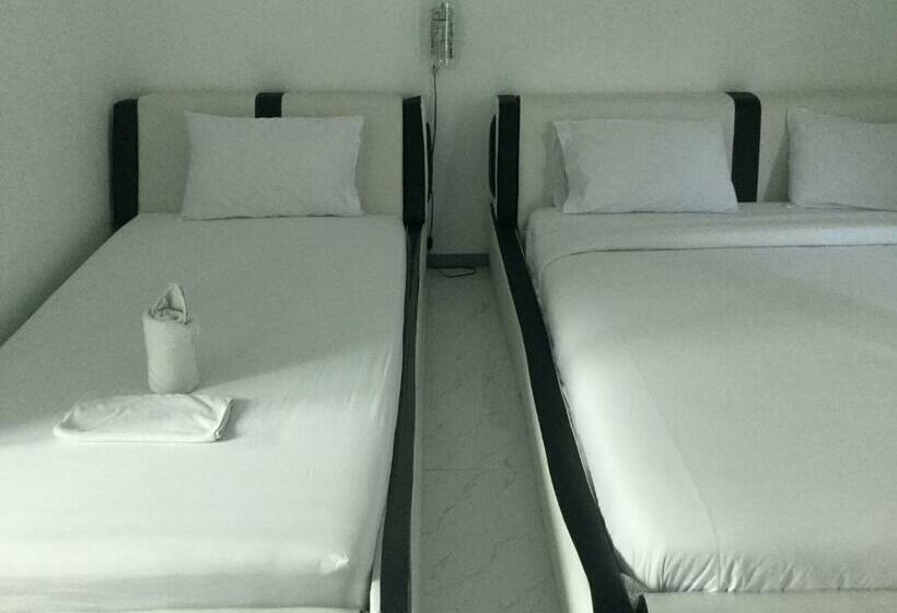 Albergue Parichat Ban Dung