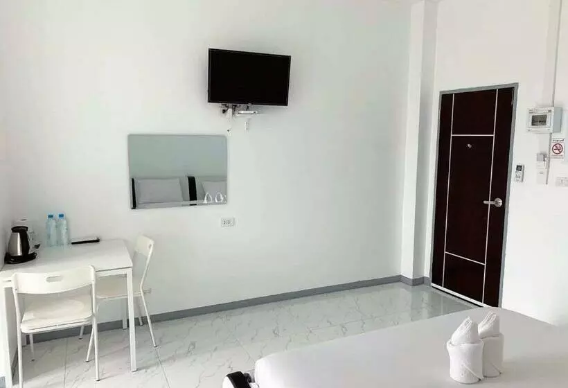 Retkeilymaja Parichat Ban Dung