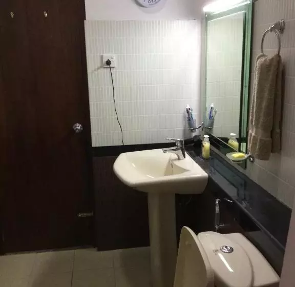 تختخواب و صبحانه Avondale Colombo