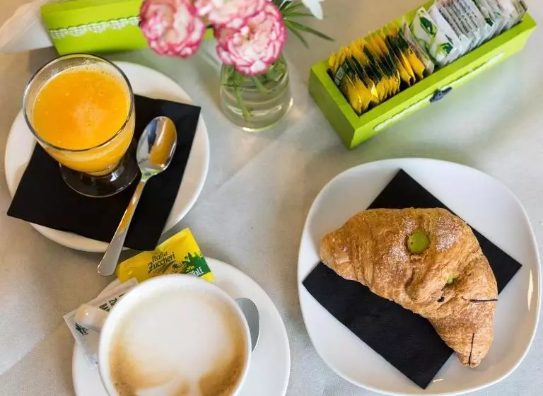 ベッドアンドブレックファースト Country House Campofiore