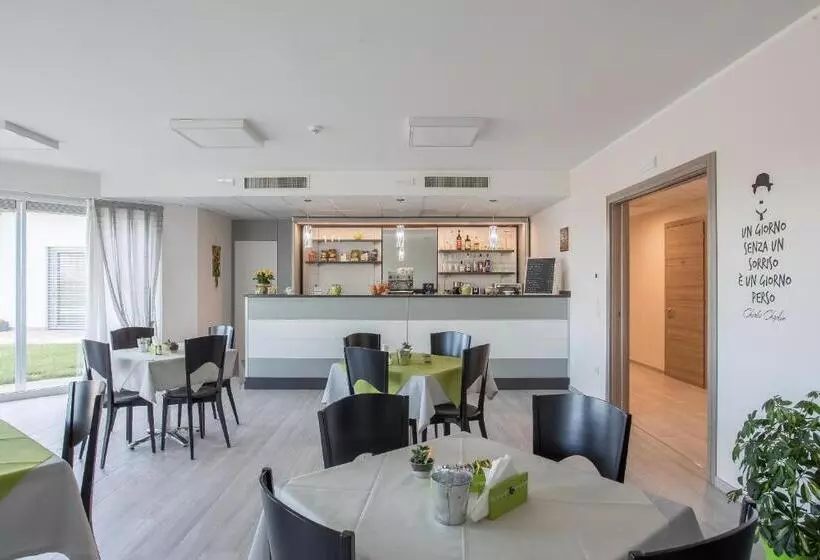 ベッドアンドブレックファースト Country House Campofiore